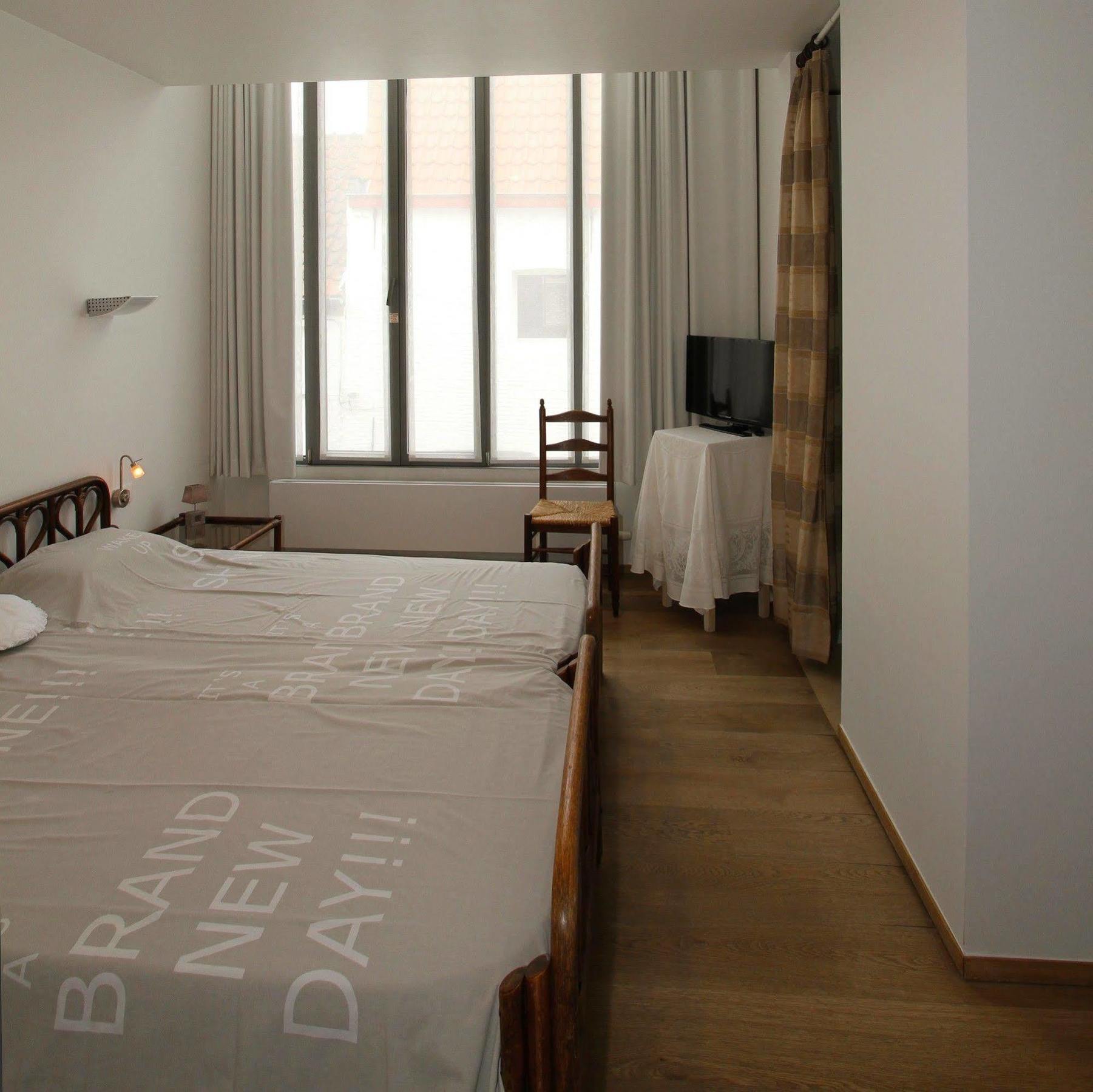 B&B 'T Walleke Брюж Екстериор снимка